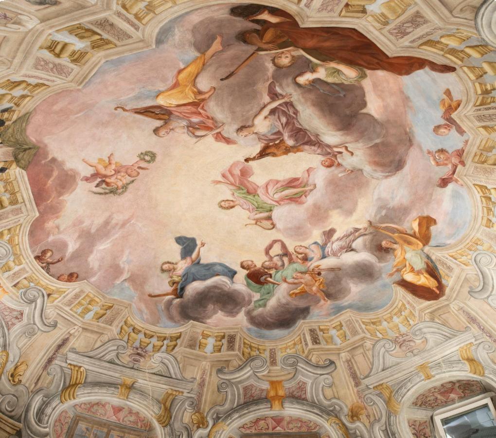 Cupola Rubatti Tornaforte: Apollo E Le Sue Muse Cuneo Exteriör bild